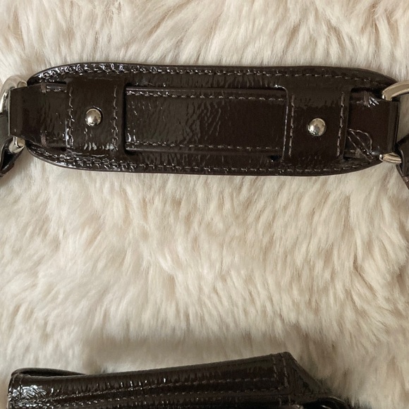 Coach Tan and Brown Shoulder Bag - Picture 4 of 10